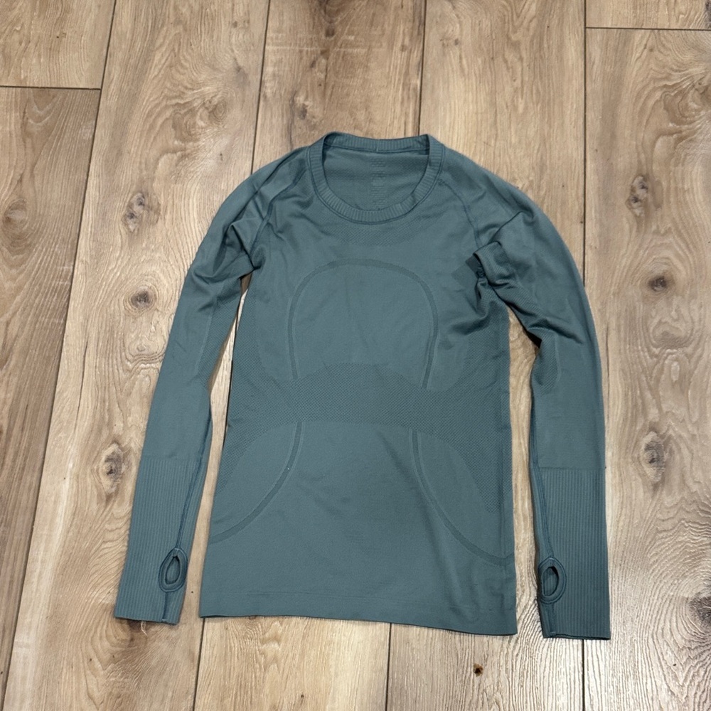 Lululemon swiftly Long Sleeve Top - Teal, 6
